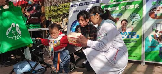 漢陰城關(guān)鎮(zhèn) 營(yíng)養(yǎng)包發(fā)放與咨詢(xún)服務(wù)，為嬰幼兒健康成長(zhǎng)保駕護(hù)航